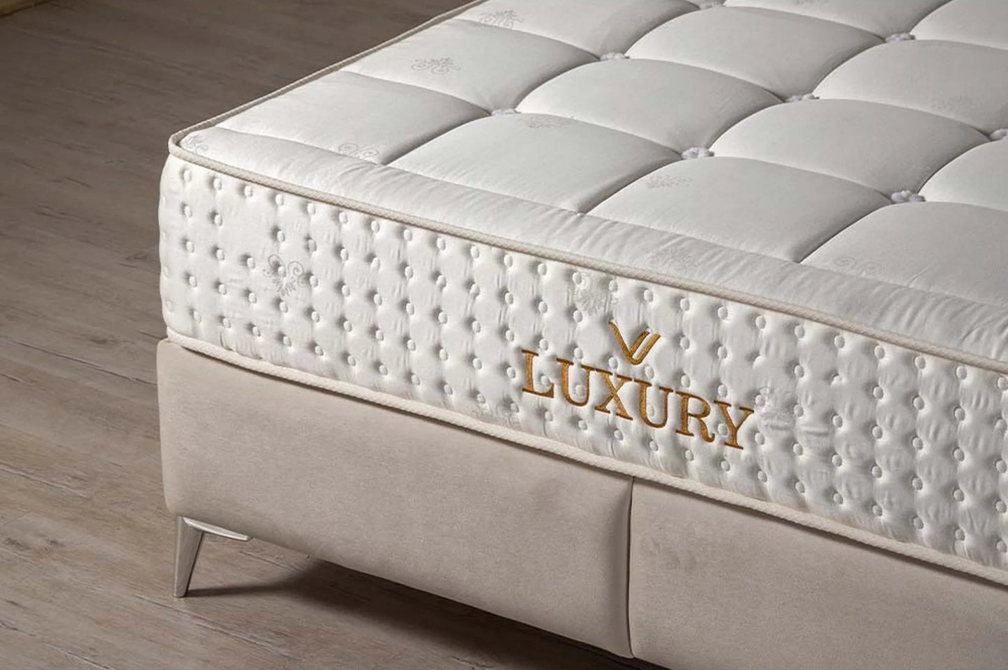 Pat Luxury