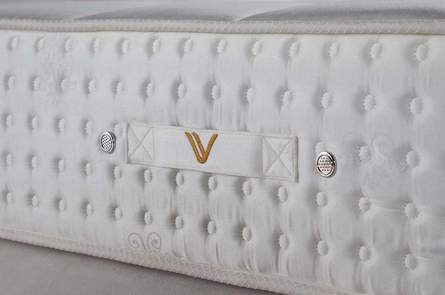 Pat Luxury